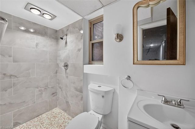 113 Green Valley Road, Greensboro, NC 27408