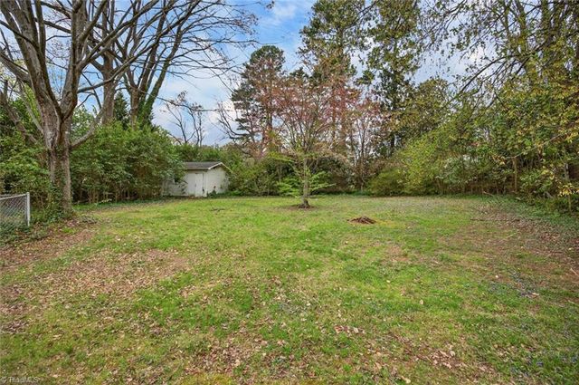 113 Green Valley Road, Greensboro, NC 27408