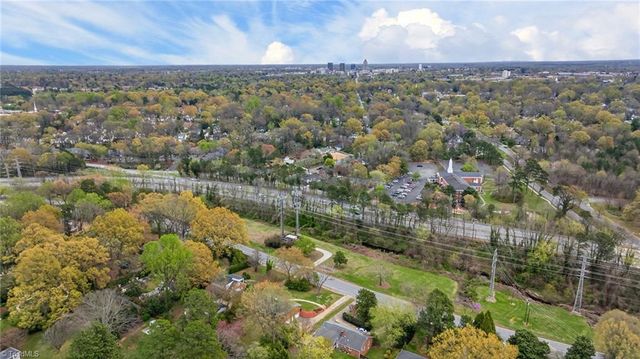 113 Green Valley Road, Greensboro, NC 27408