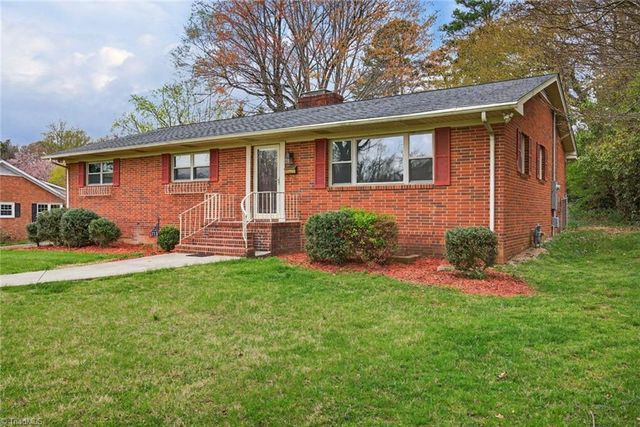 113 Green Valley Road, Greensboro, NC 27408