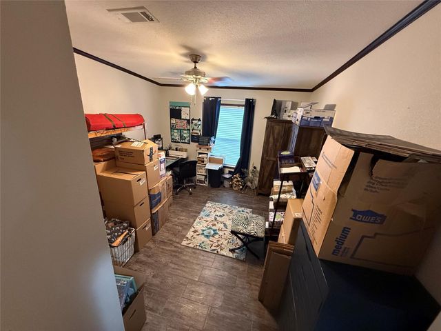 178 Commanche Drive, Onalaska, TX 77360