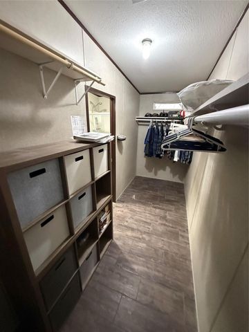 178 Commanche Drive, Onalaska, TX 77360