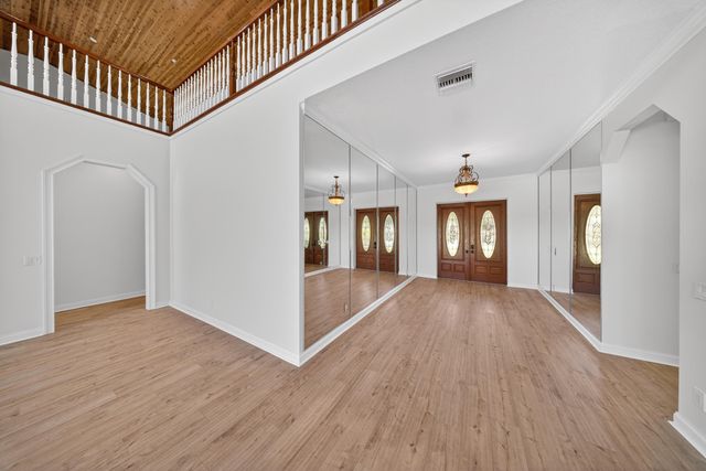 8686 Andrews Avenue, Fort Pierce, FL 34945
