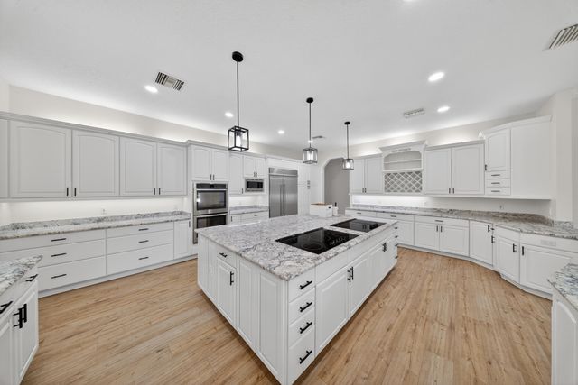 8686 Andrews Avenue, Fort Pierce, FL 34945