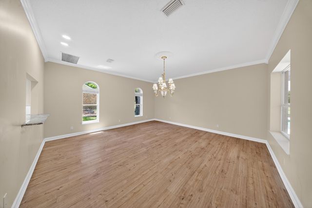8686 Andrews Avenue, Fort Pierce, FL 34945