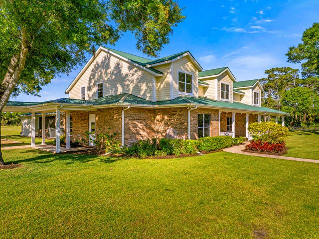 8686 Andrews Avenue, Fort Pierce, FL 34945