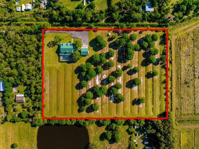 8686 Andrews Avenue, Fort Pierce, FL 34945