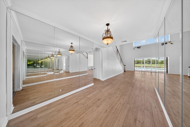 8686 Andrews Avenue, Fort Pierce, FL 34945