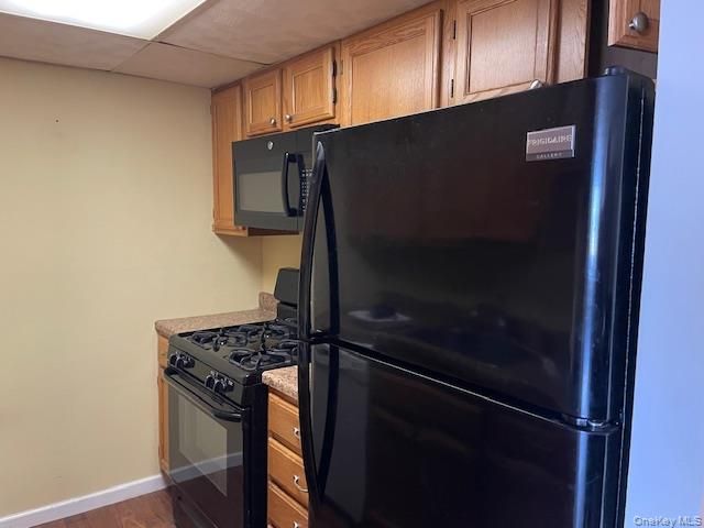 100 Clinton Avenue 4P, Mineola, NY 11501