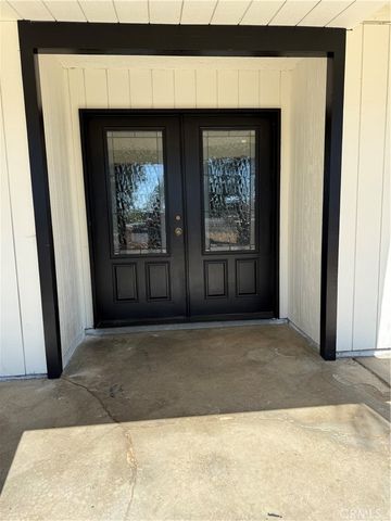 18560 Haines, Perris, CA 92570