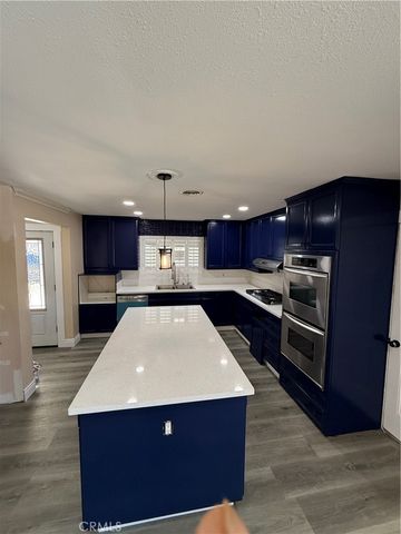 18560 Haines, Perris, CA 92570