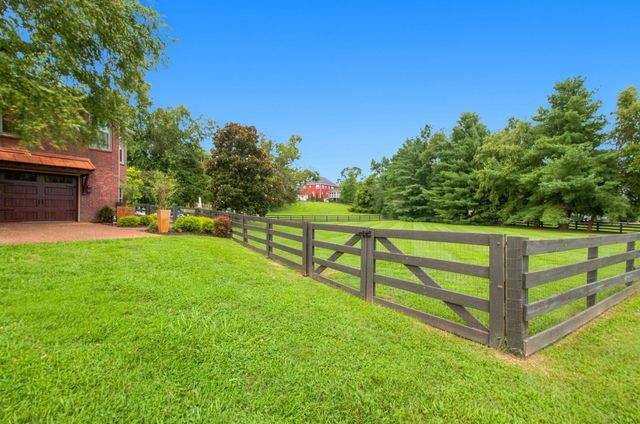 3026 Trotters Ln, Franklin, TN 37067