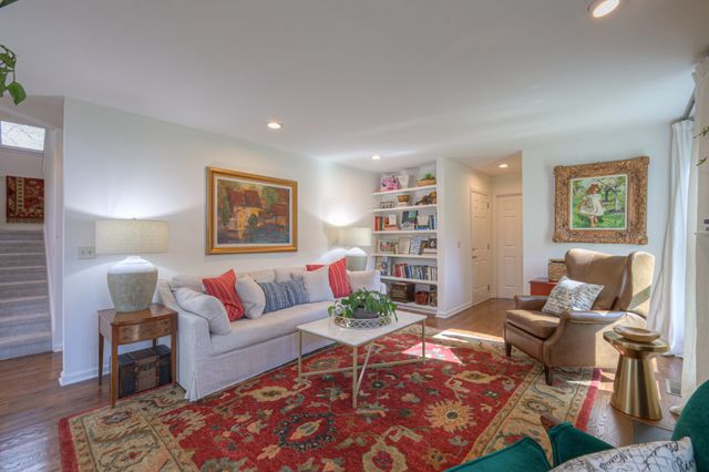 1905 Liberty Sq, Nashville, TN 37215