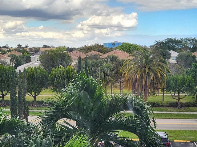 4400 Hillcrest Drive 404, Hollywood, FL 33021
