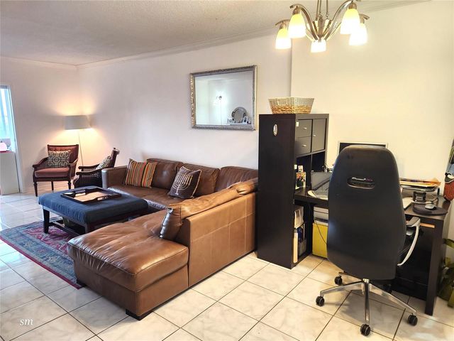 4400 Hillcrest Drive 404, Hollywood, FL 33021