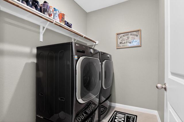114 Bosco RD, Hutto, TX 78634