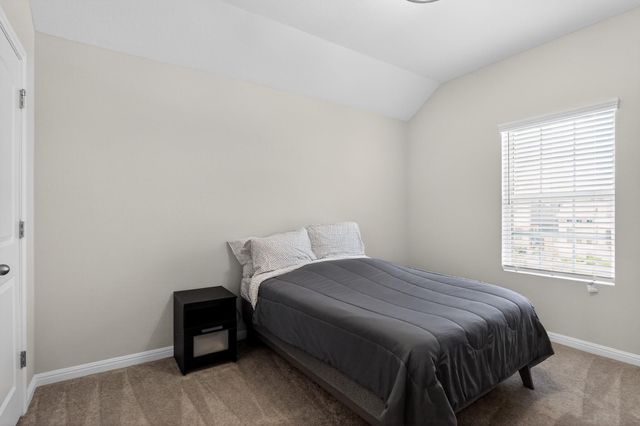 114 Bosco RD, Hutto, TX 78634