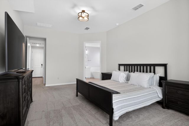 114 Bosco RD, Hutto, TX 78634