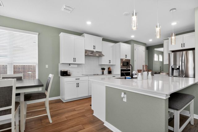 114 Bosco RD, Hutto, TX 78634