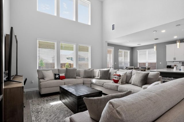 114 Bosco RD, Hutto, TX 78634