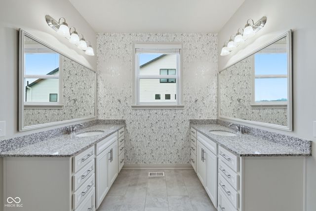 14933 Spayside Drive E, Noblesville, IN 46062