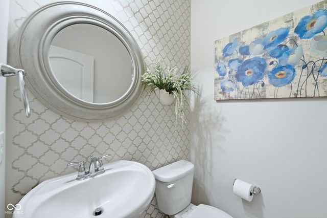 14933 Spayside Drive E, Noblesville, IN 46062