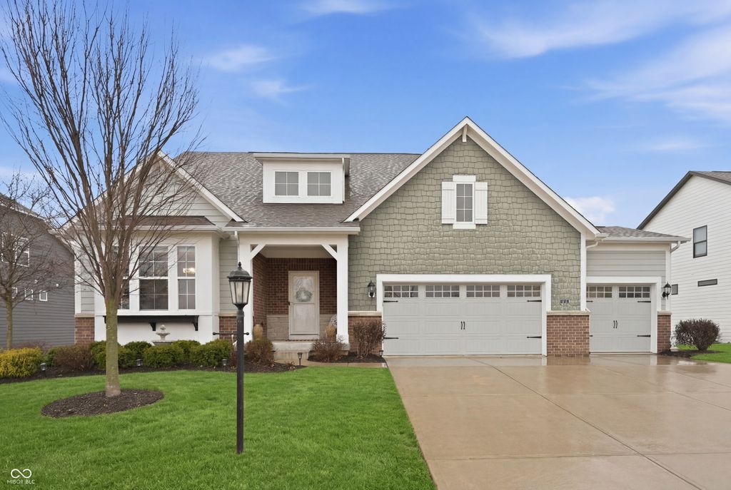 14933 Spayside Drive E, Noblesville, IN 46062