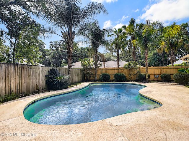12129 DIVIDING OAKS Trail W, Jacksonville, FL 32223