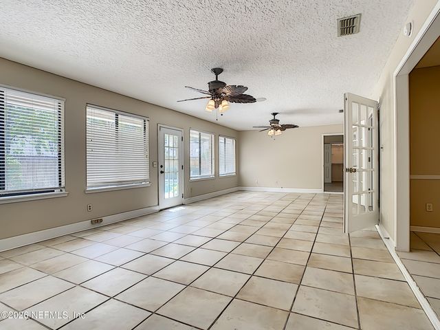 12129 DIVIDING OAKS Trail W, Jacksonville, FL 32223