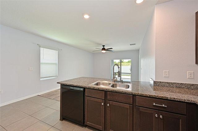 4919 WEDGELEAF WAY, Palmetto, FL 34221