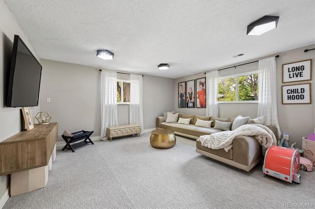 3960 S Dahlia Street, Cherry Hills Village, CO 80113