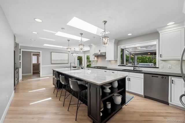 3960 S Dahlia Street, Cherry Hills Village, CO 80113