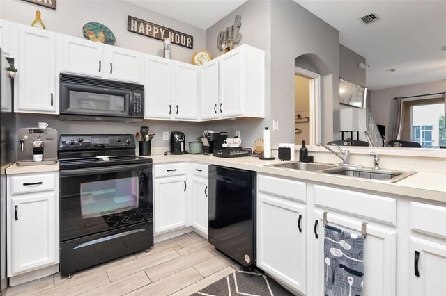 10033 TRANQUILITY WAY, Tampa, FL 33625