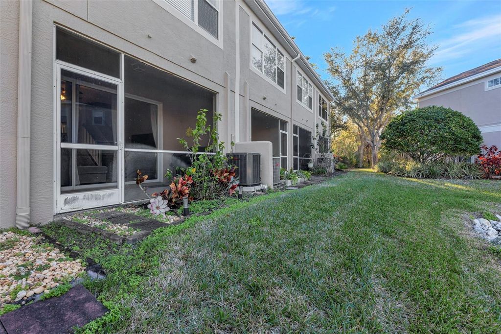 Image 32 of property listing at 10033 TRANQUILITY WAY, Tampa, FL 33625