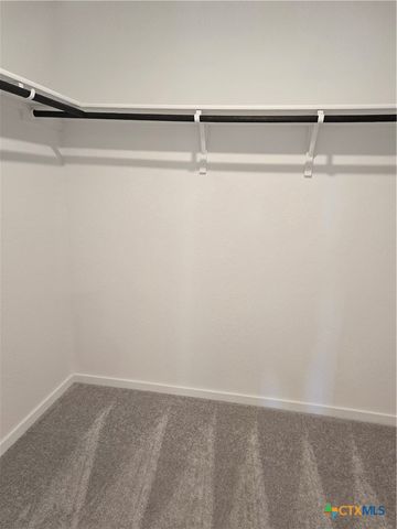 168 Wolf Crest Boulevard, Seguin, TX 78155