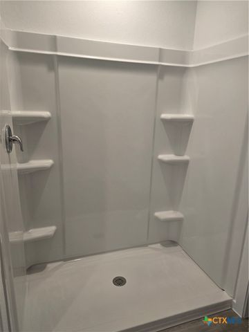 168 Wolf Crest Boulevard, Seguin, TX 78155