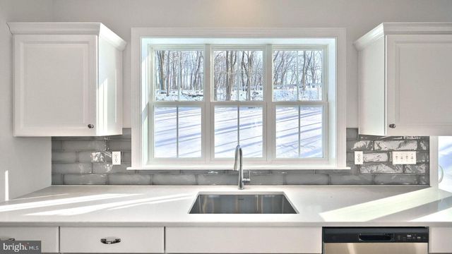 148 FORGE DR, Lebanon, PA 17042