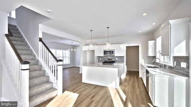 148 FORGE DR, Lebanon, PA 17042