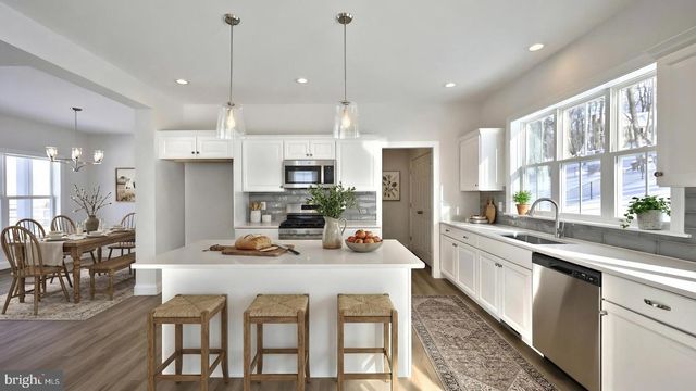 148 FORGE DR, Lebanon, PA 17042