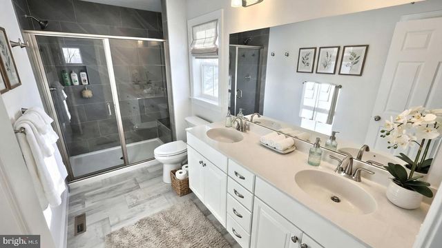 148 FORGE DR, Lebanon, PA 17042