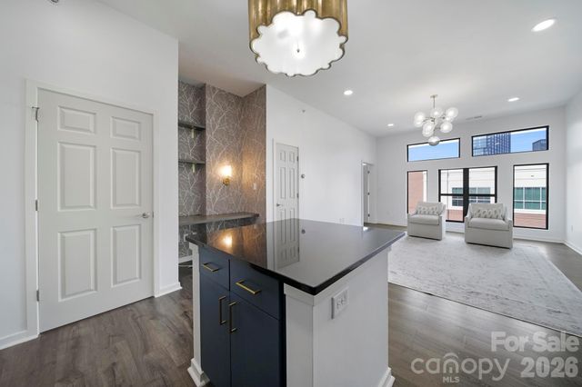 2125 Southend Drive 438, Charlotte, NC 28203