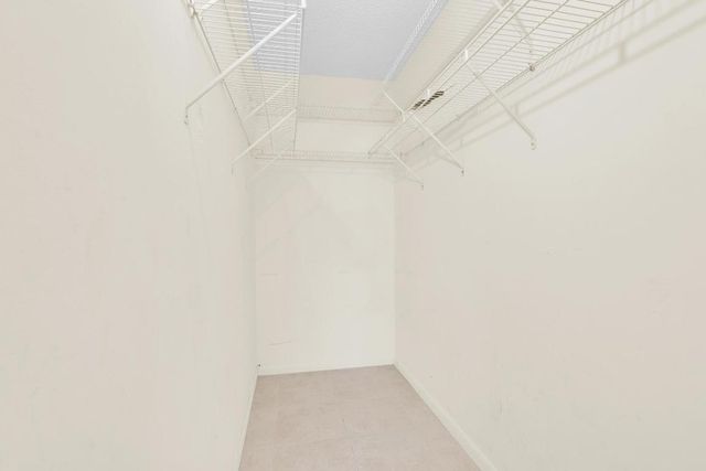 2043 Cornwall C 2043, Boca Raton, FL 33434