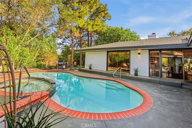 224 Tumble Creek, Fallbrook, CA 92028