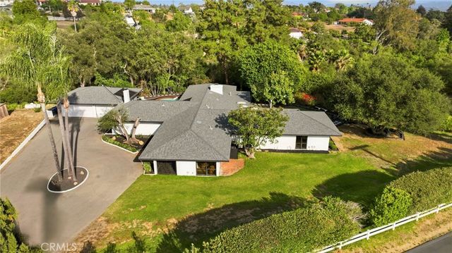 224 Tumble Creek, Fallbrook, CA 92028