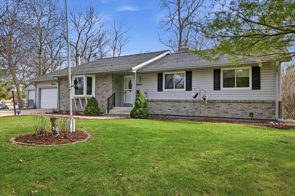 N8973 E Miramar DRIVE, East Troy, WI 53120