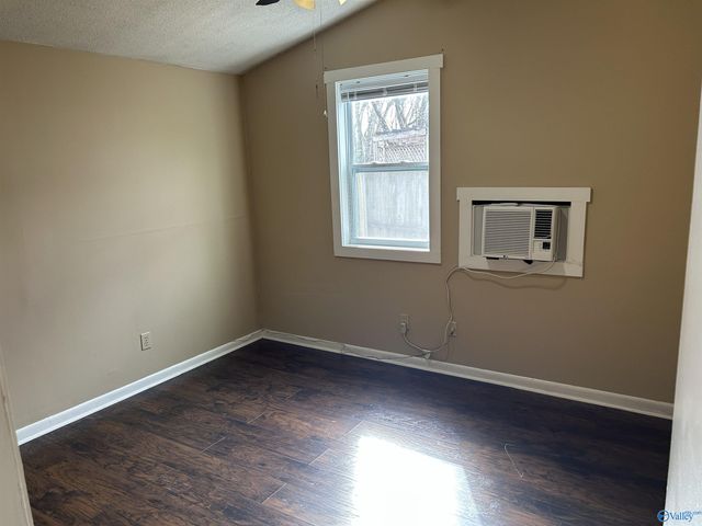 1422 Humes Avenue NE B, Huntsville, AL 35801