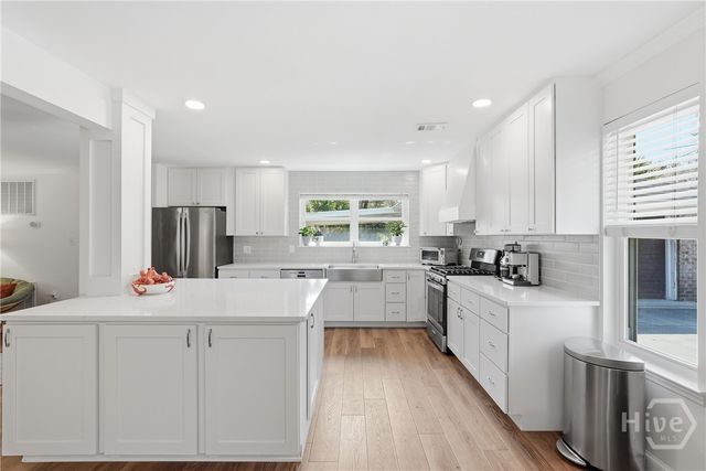 201 Groveland Circle, Savannah, GA 31405