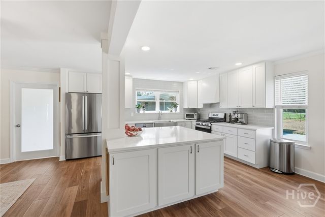 201 Groveland Circle, Savannah, GA 31405