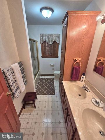 94 N TANGLEWOOD DR, Quarryville, PA 17566
