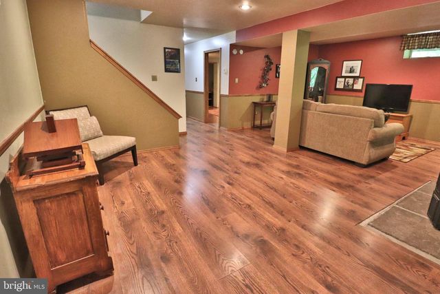 94 N TANGLEWOOD DR, Quarryville, PA 17566